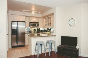 Dupont_Suite_Furnished_Rentals_Toronto
