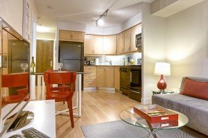 Neon_Suite_Furnished_Rentals_Toronto
