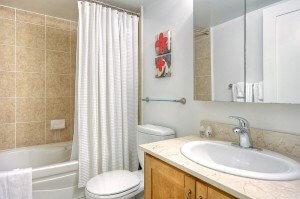Neon_Suite_Furnished_Rentals_Toronto