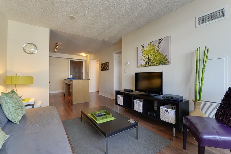 Wind_Suite_Furnished_Rentals_Toronto