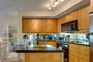 Rathburn_Suite_Furnished_Rentals_Toronto