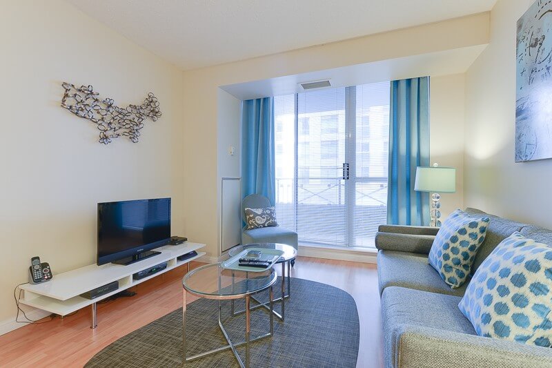 Laughter_Suite_Furnished_Rentals_Toronto