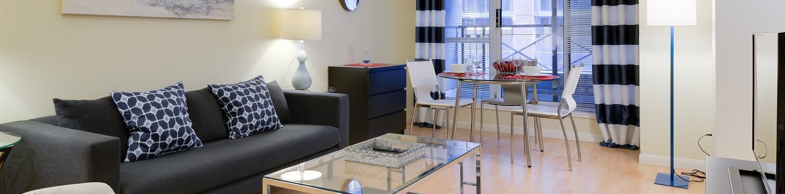 Pearl_Suite_Furnished_Rentals_Toronto
